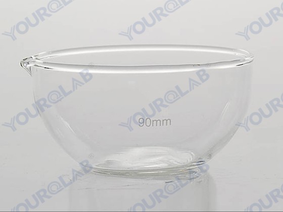 Evaporating dish flat bottom with spout